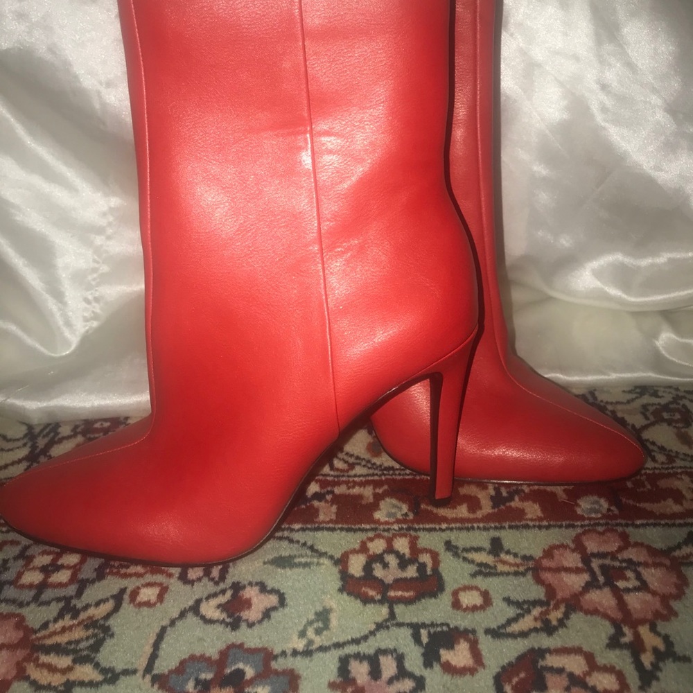 Nine West boots size 7